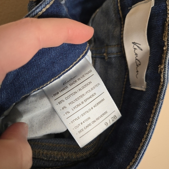 KanCan Eternity Mid Rise Skinny Straight - Picture 7 of 8